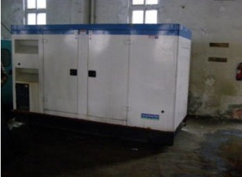 濮阳康明斯150kw大型柴油二手发电机组 濮阳康明斯150kw大型柴油二手发电机组